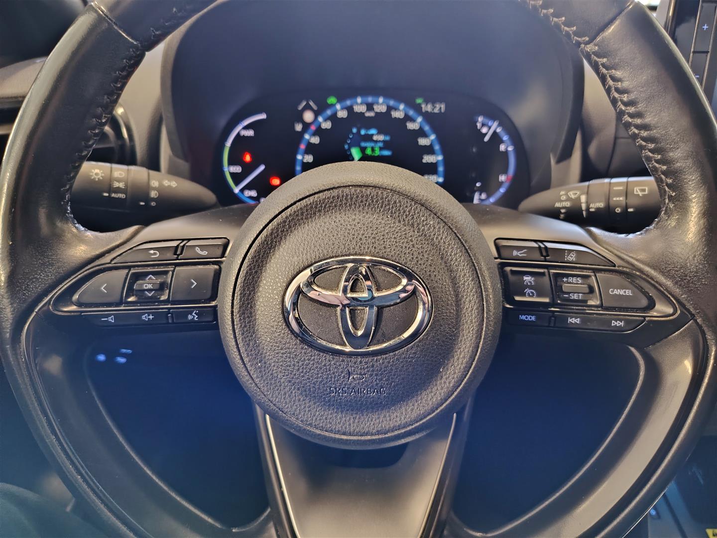 TOYOTA Yaris Cross 2022