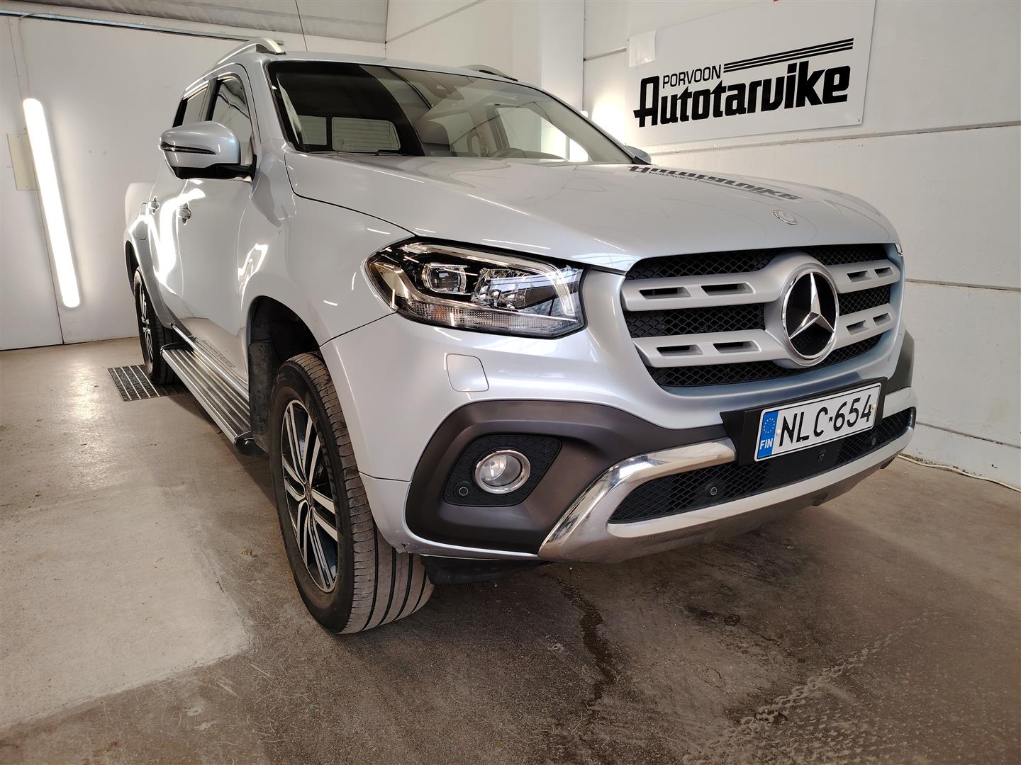 MERCEDES-BENZ X 2018