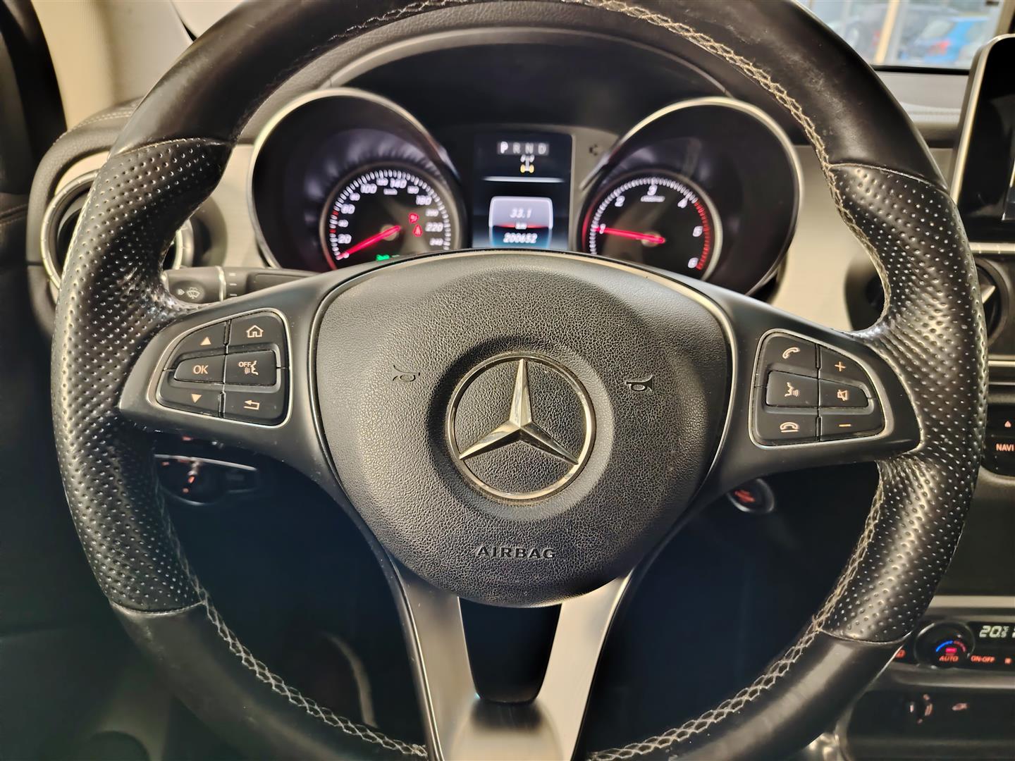 MERCEDES-BENZ X 2018