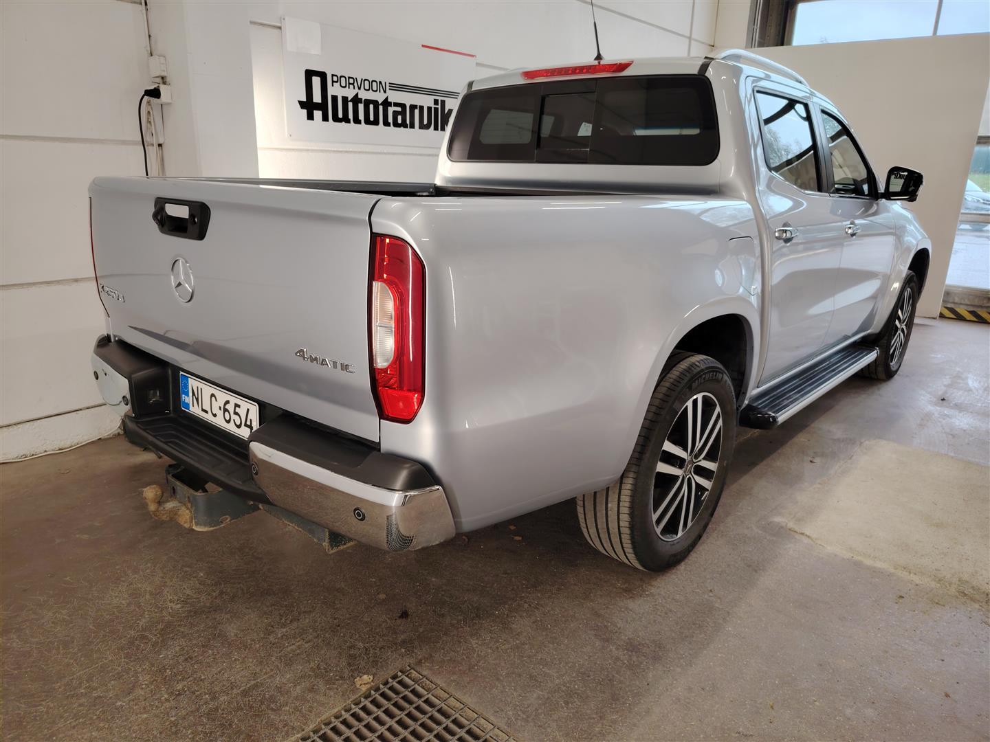 MERCEDES-BENZ X 2018