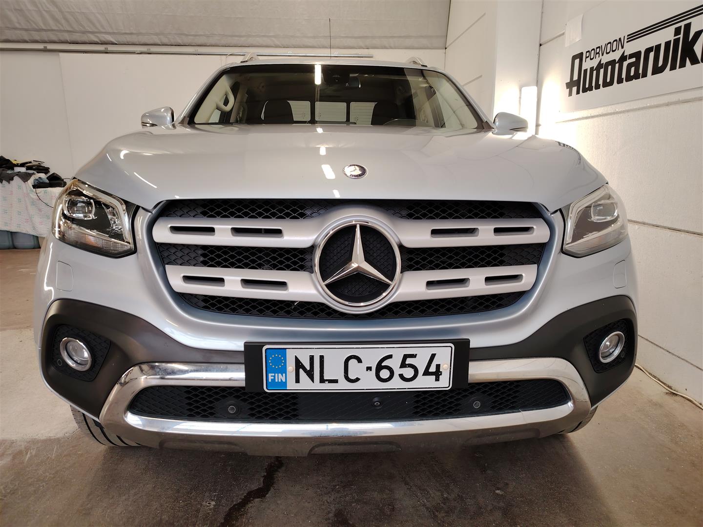 MERCEDES-BENZ X 2018