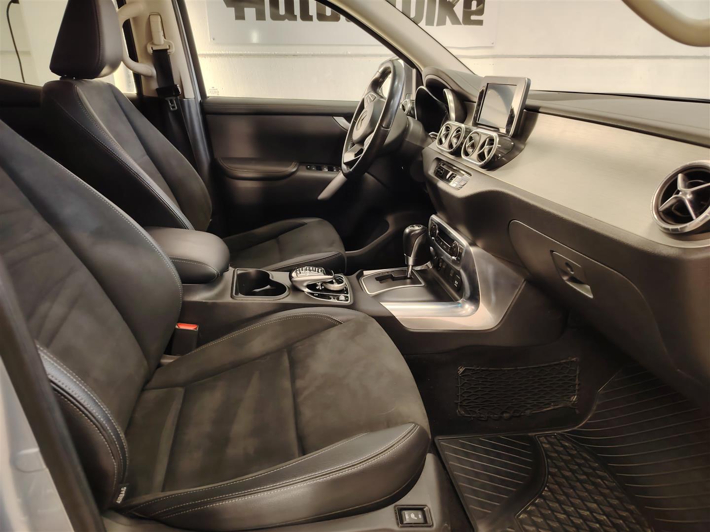 MERCEDES-BENZ X 2018