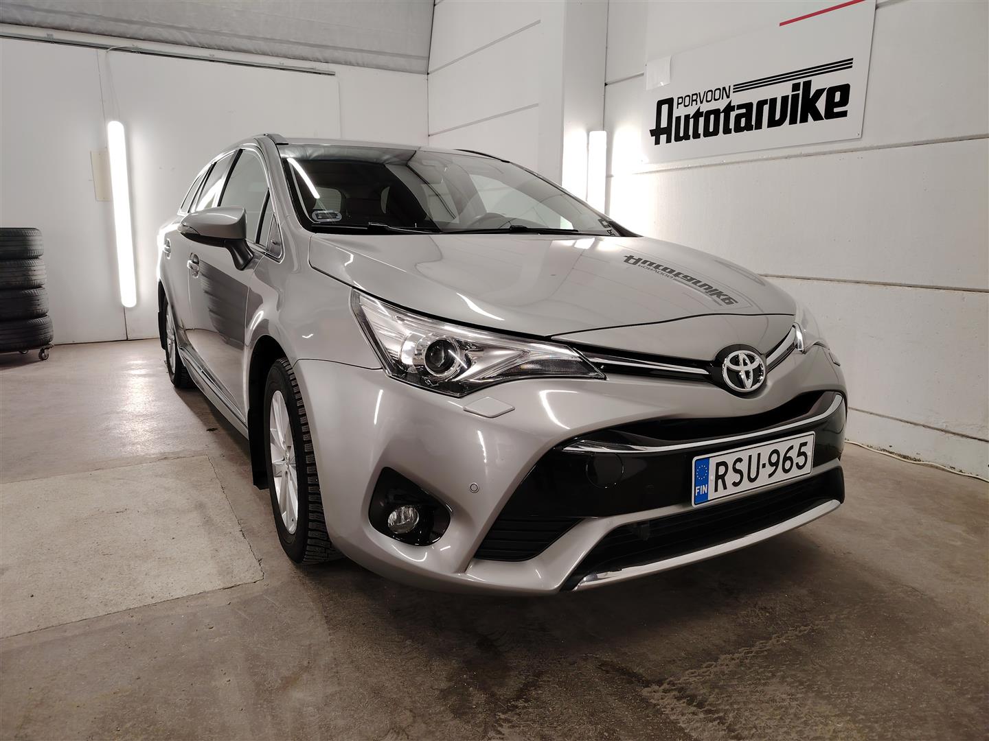 TOYOTA Avensis 2017