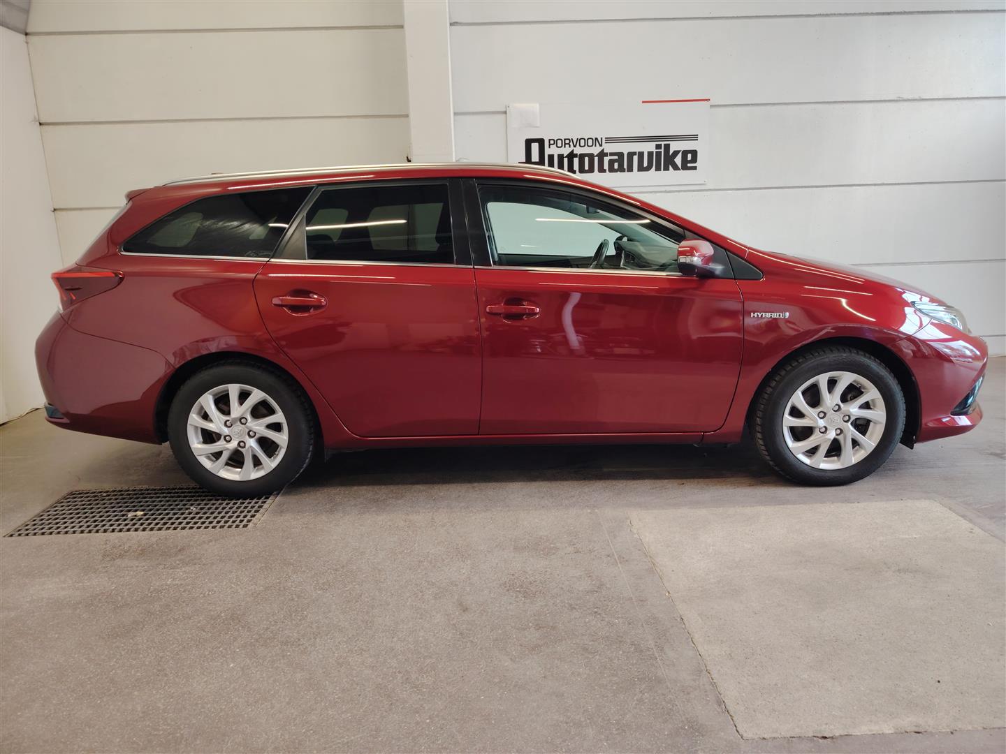 TOYOTA AURIS 2019
