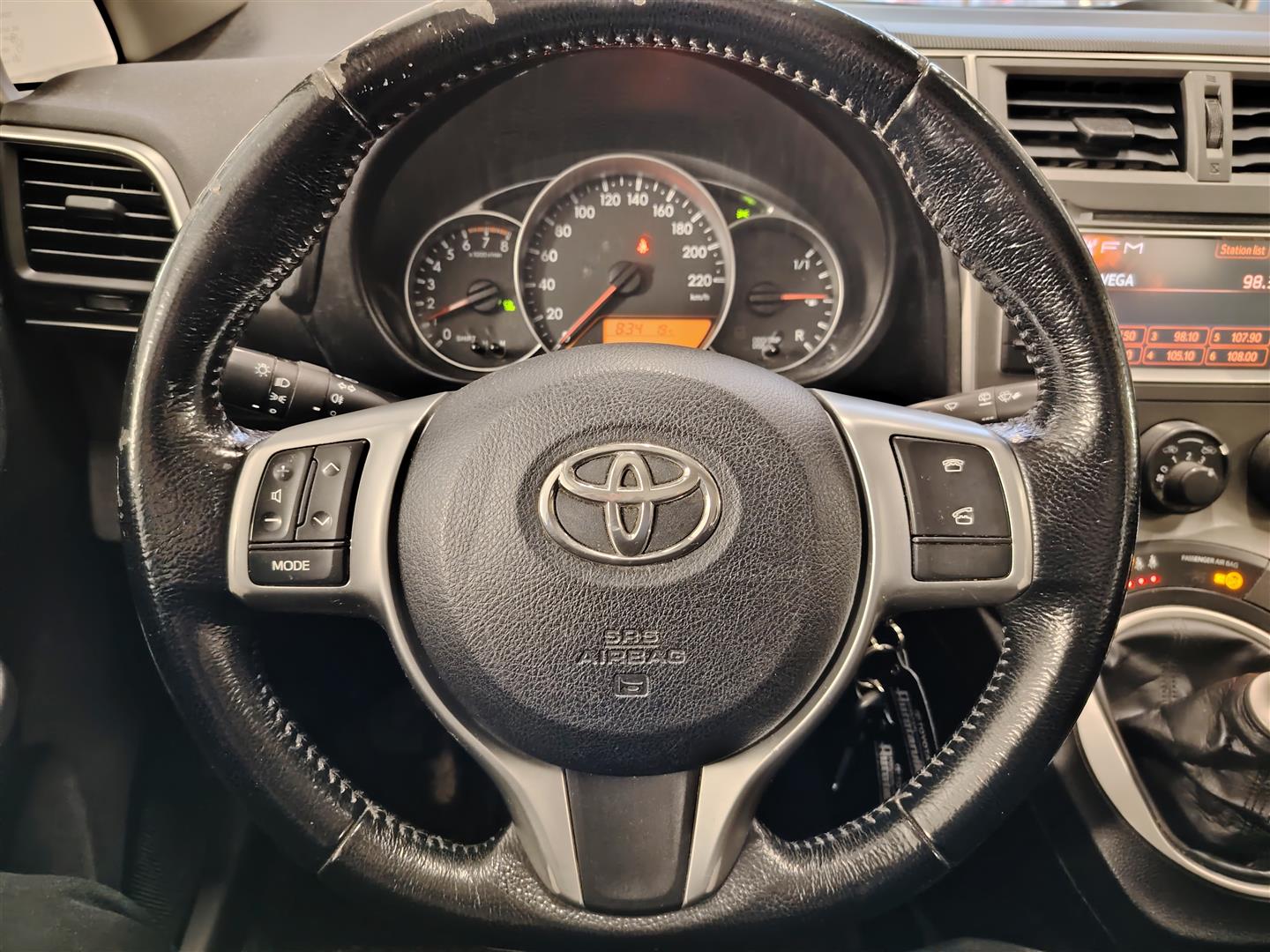 TOYOTA VERSO-S 2012