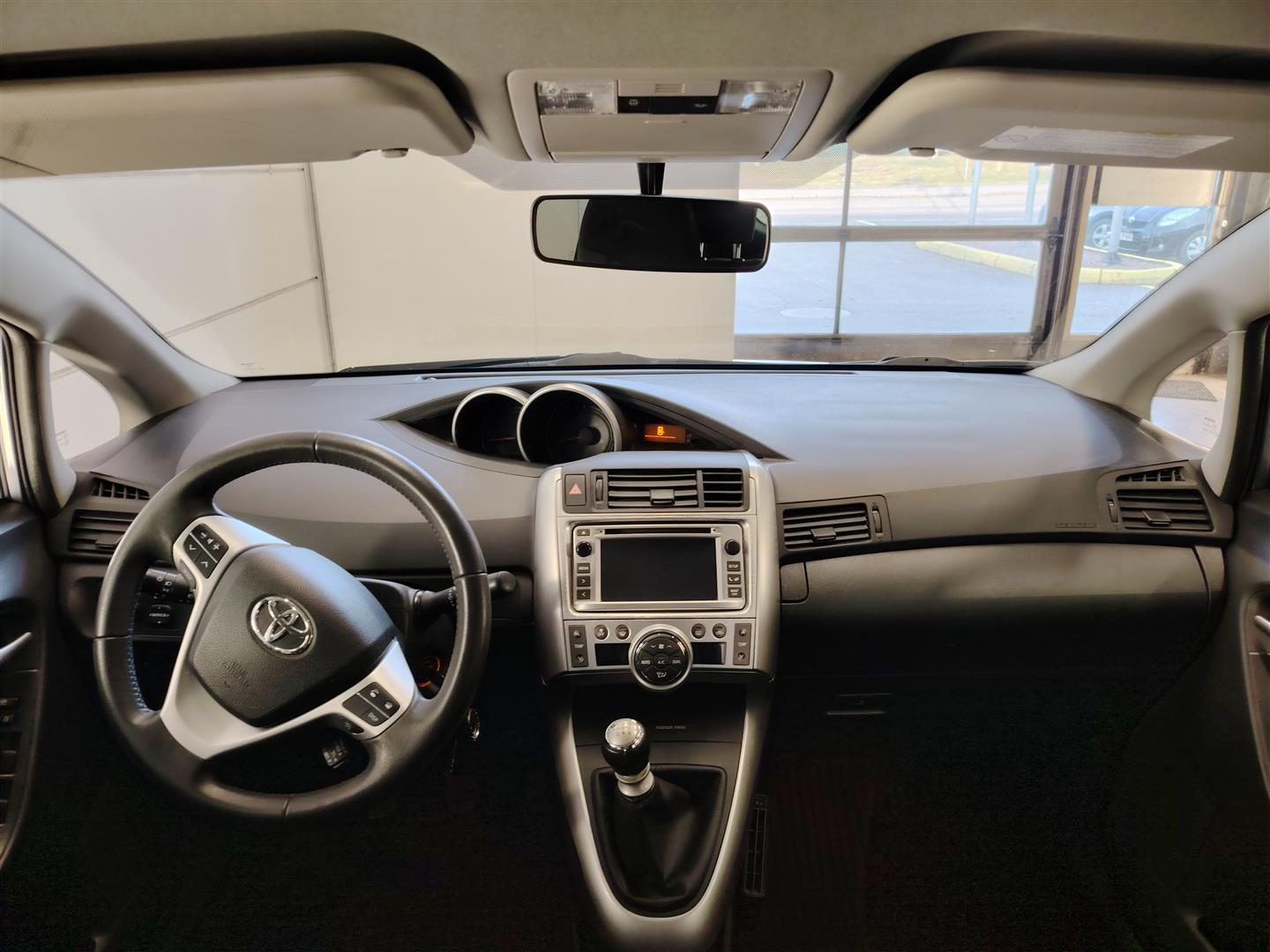 TOYOTA VERSO 2013