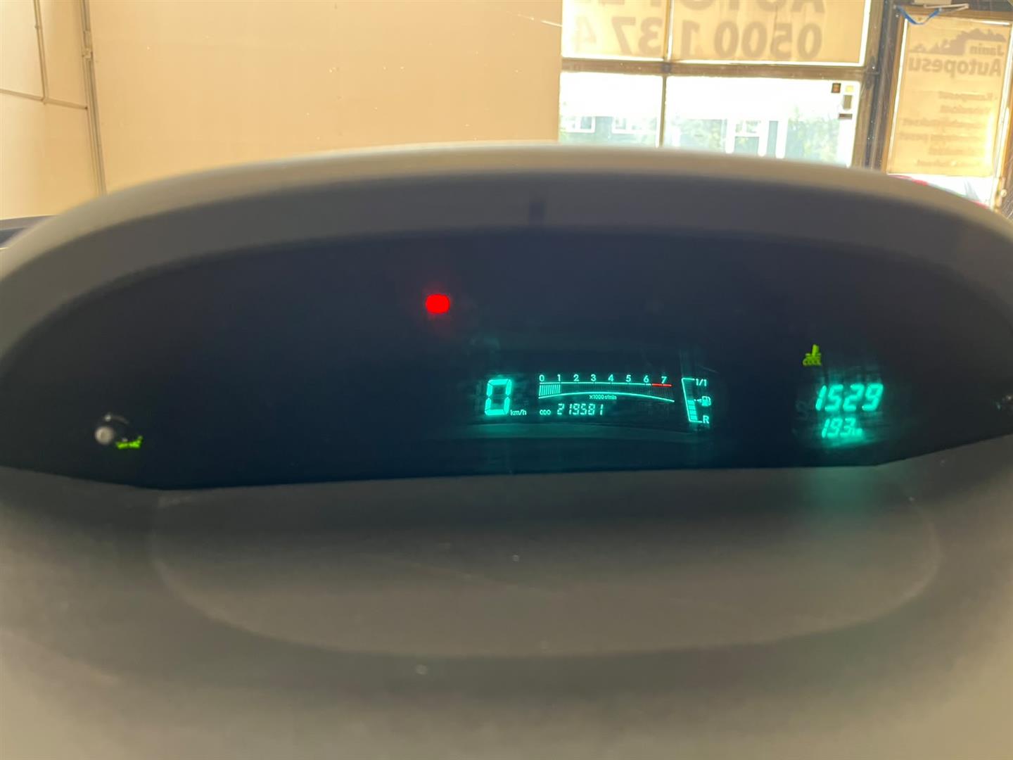 TOYOTA YARIS 2008