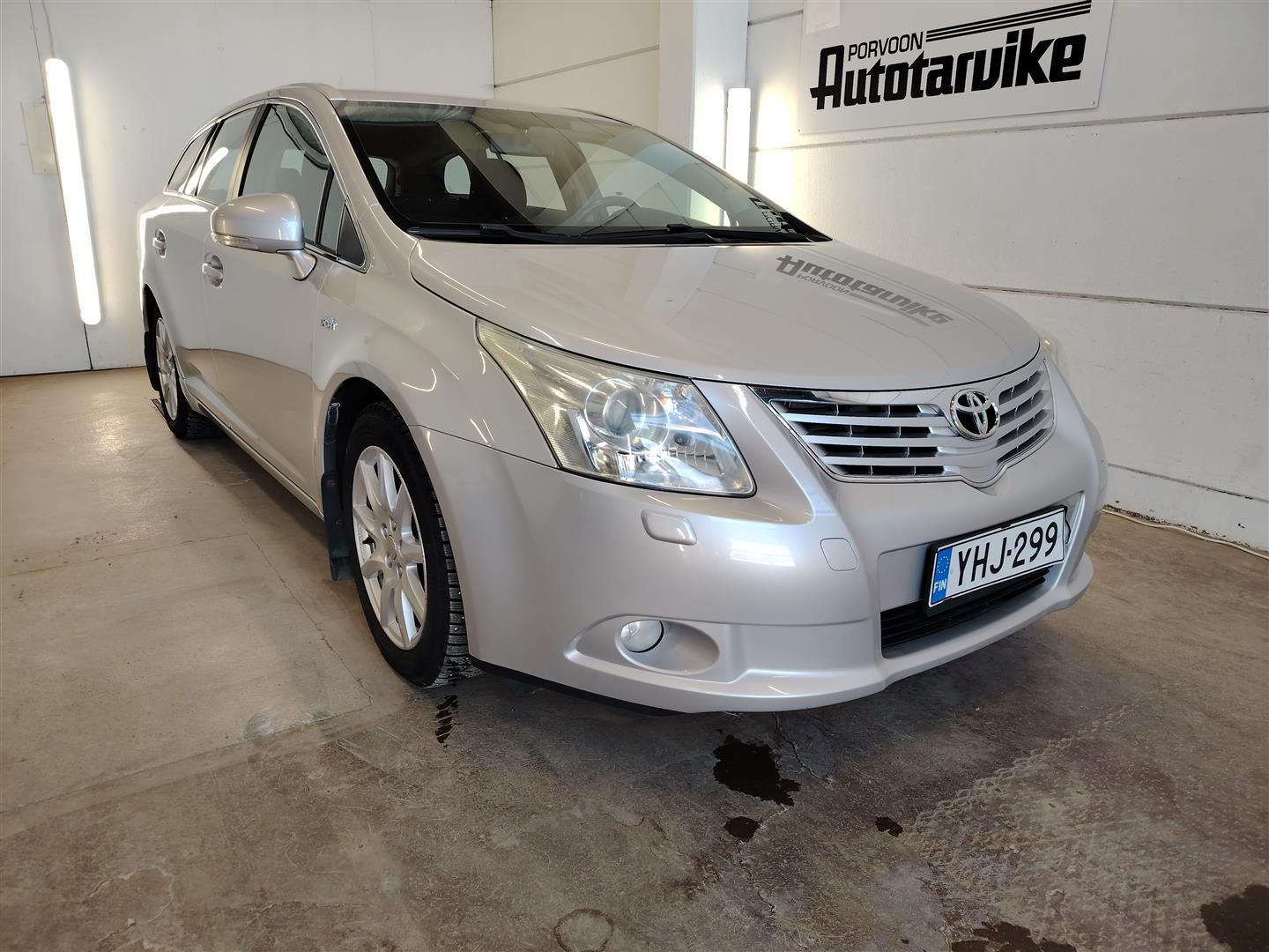 TOYOTA AVENSIS 2009