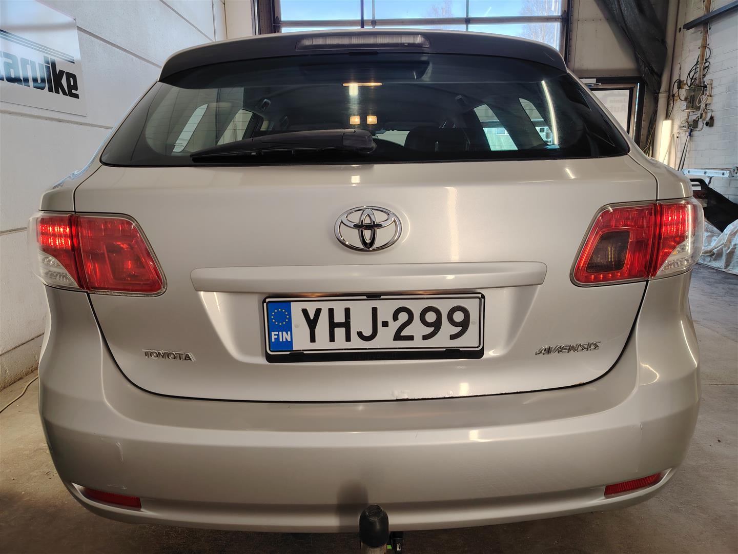 TOYOTA AVENSIS 2009
