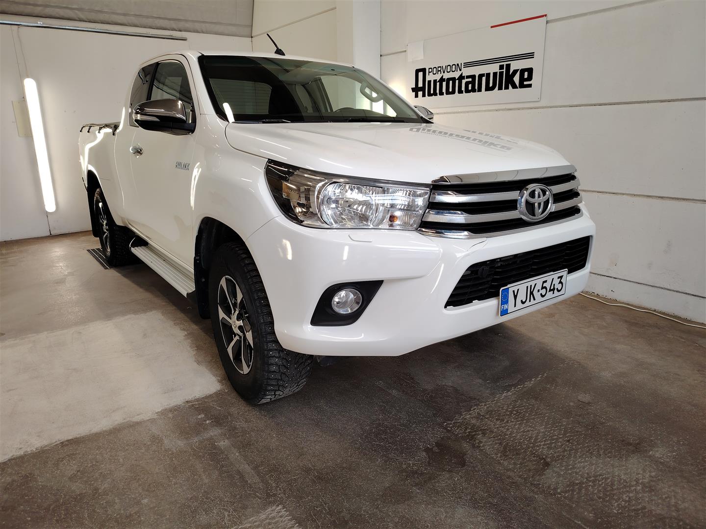 TOYOTA HILUX 2016