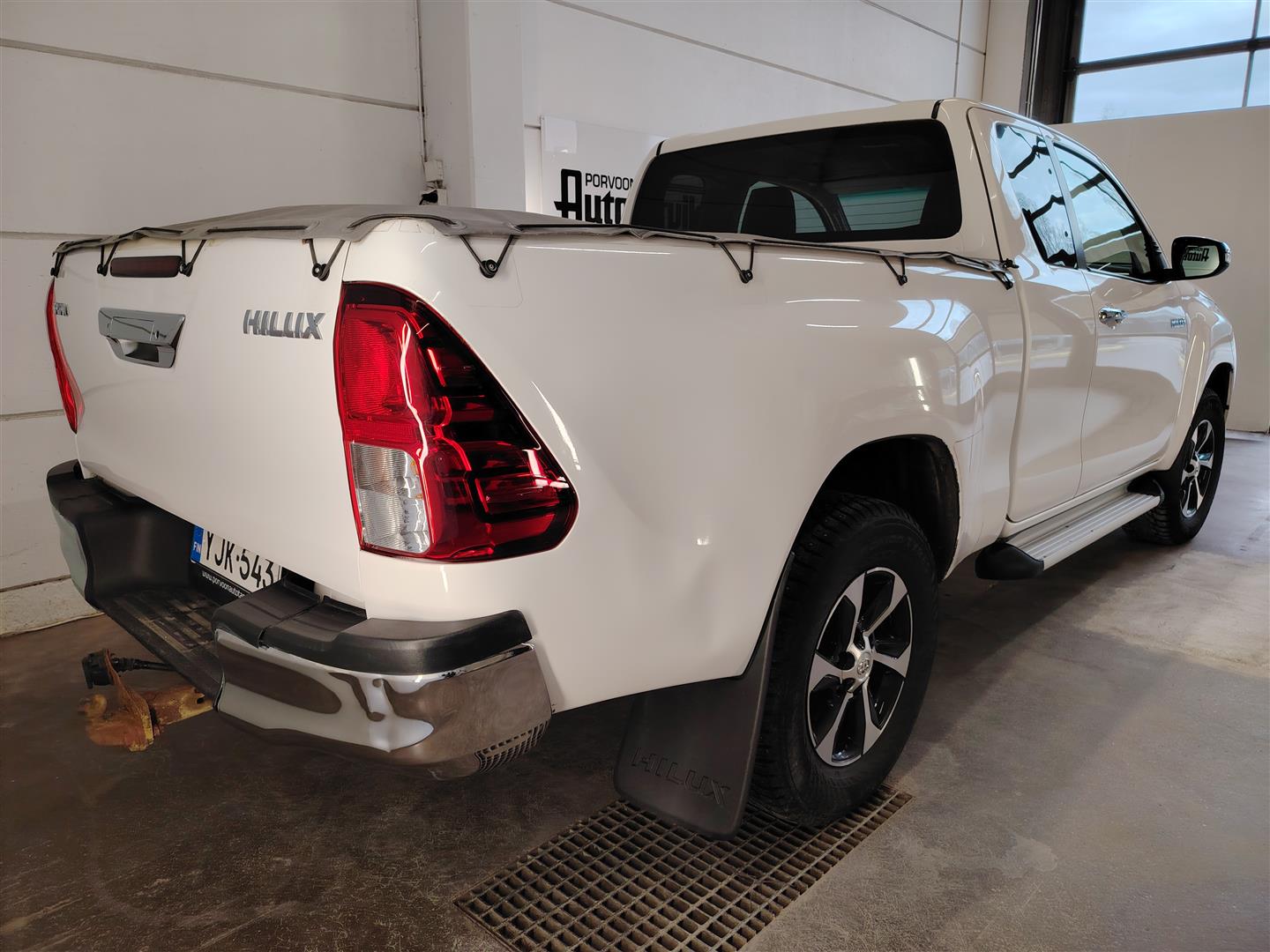 TOYOTA HILUX 2016