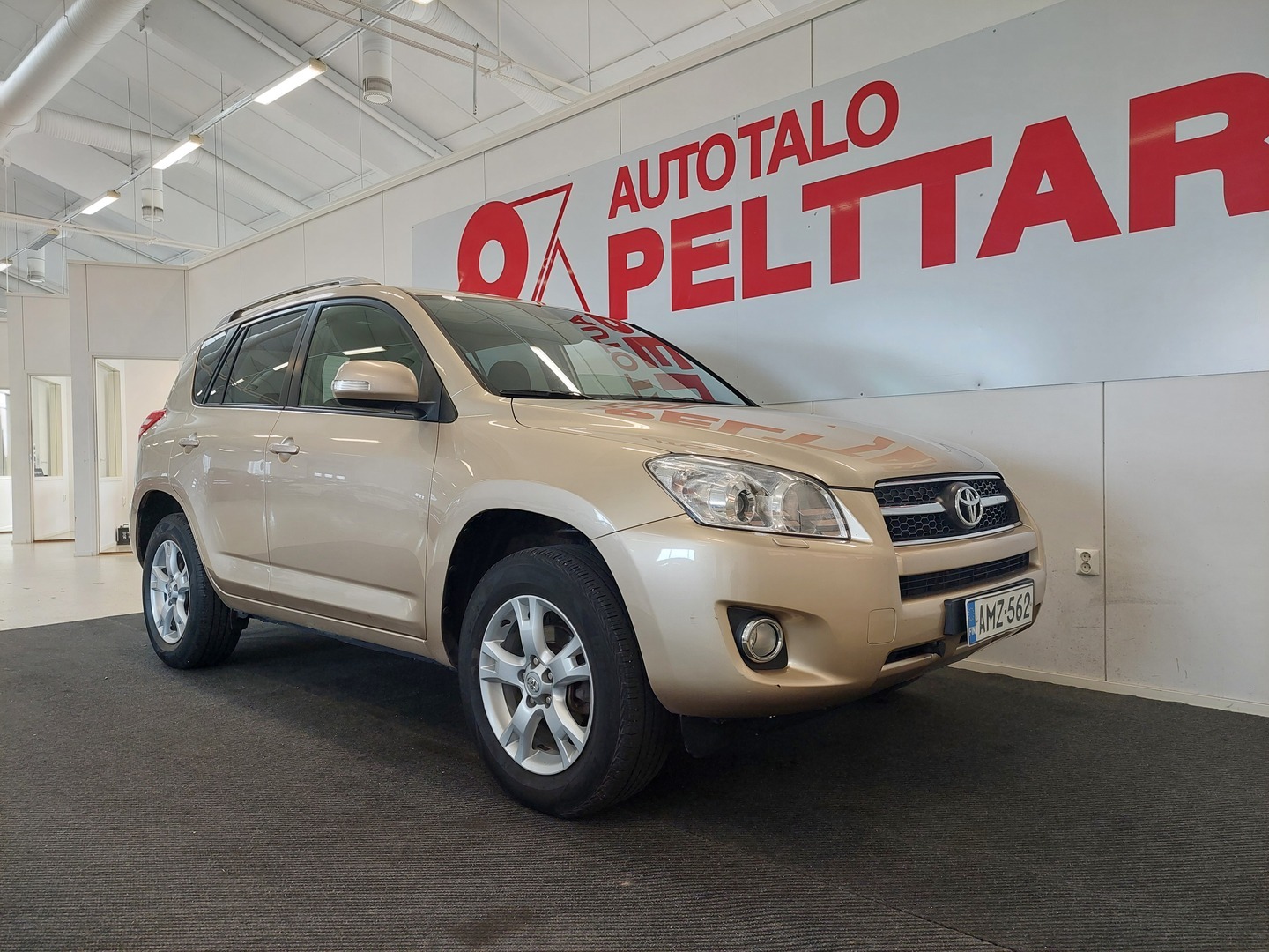 TOYOTA RAV4 11