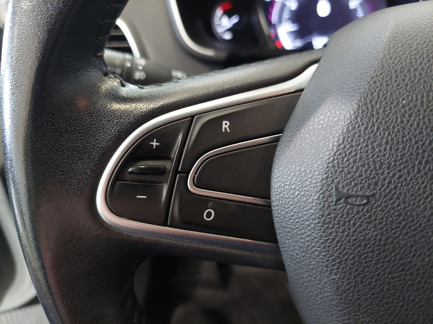 RENAULT Megane 18