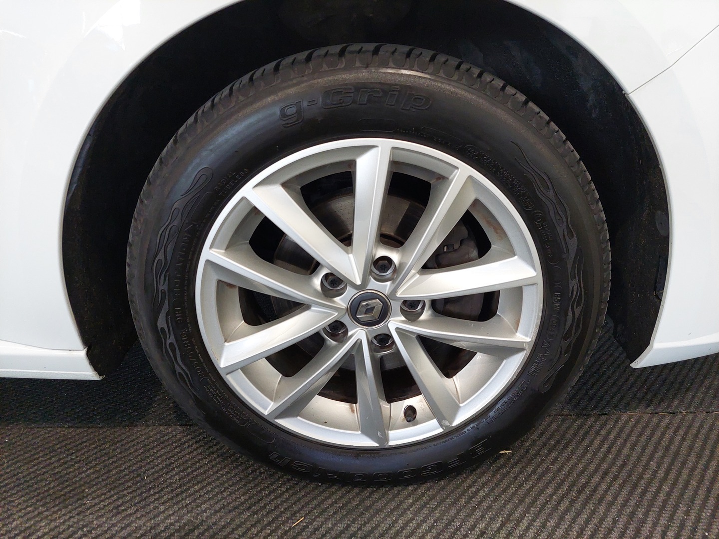 RENAULT Megane 26