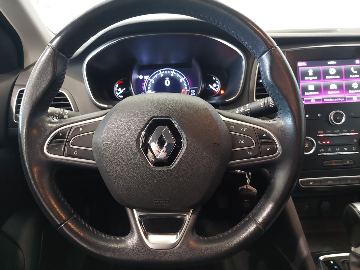 RENAULT Megane 9