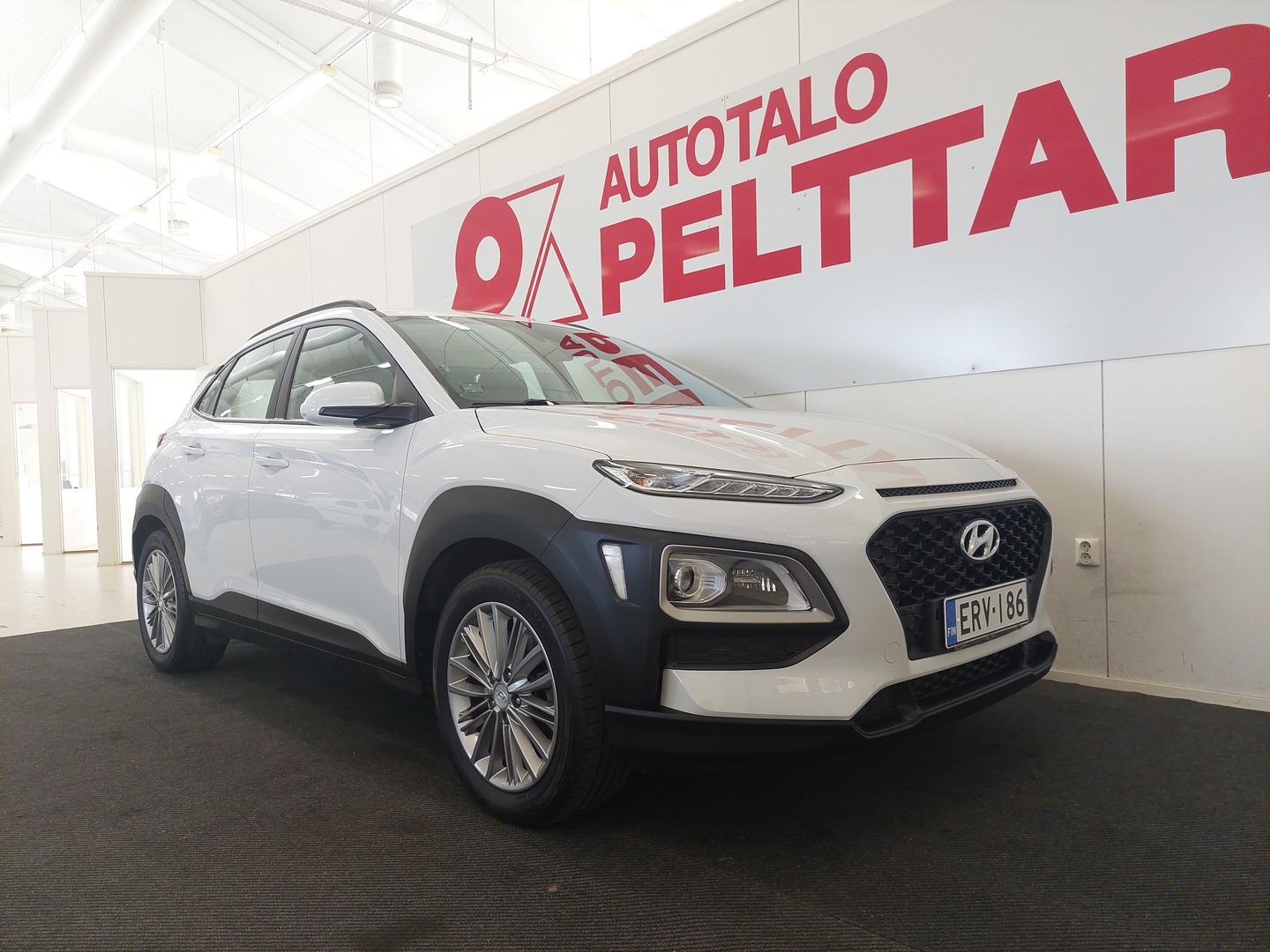 HYUNDAI KONA 6