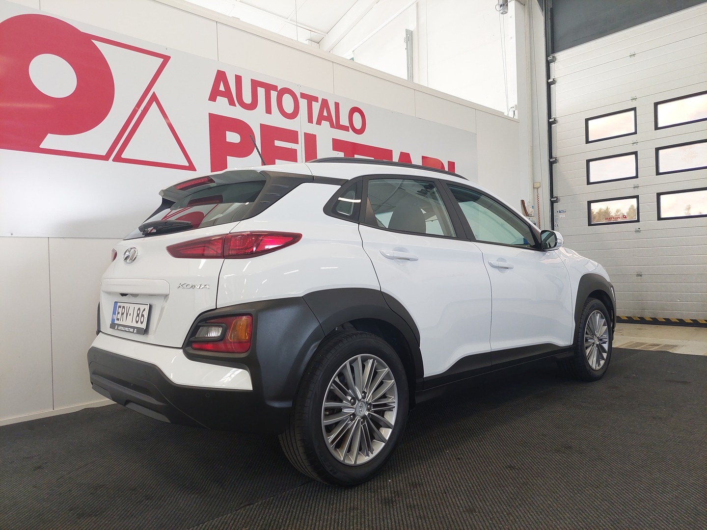 HYUNDAI KONA 7