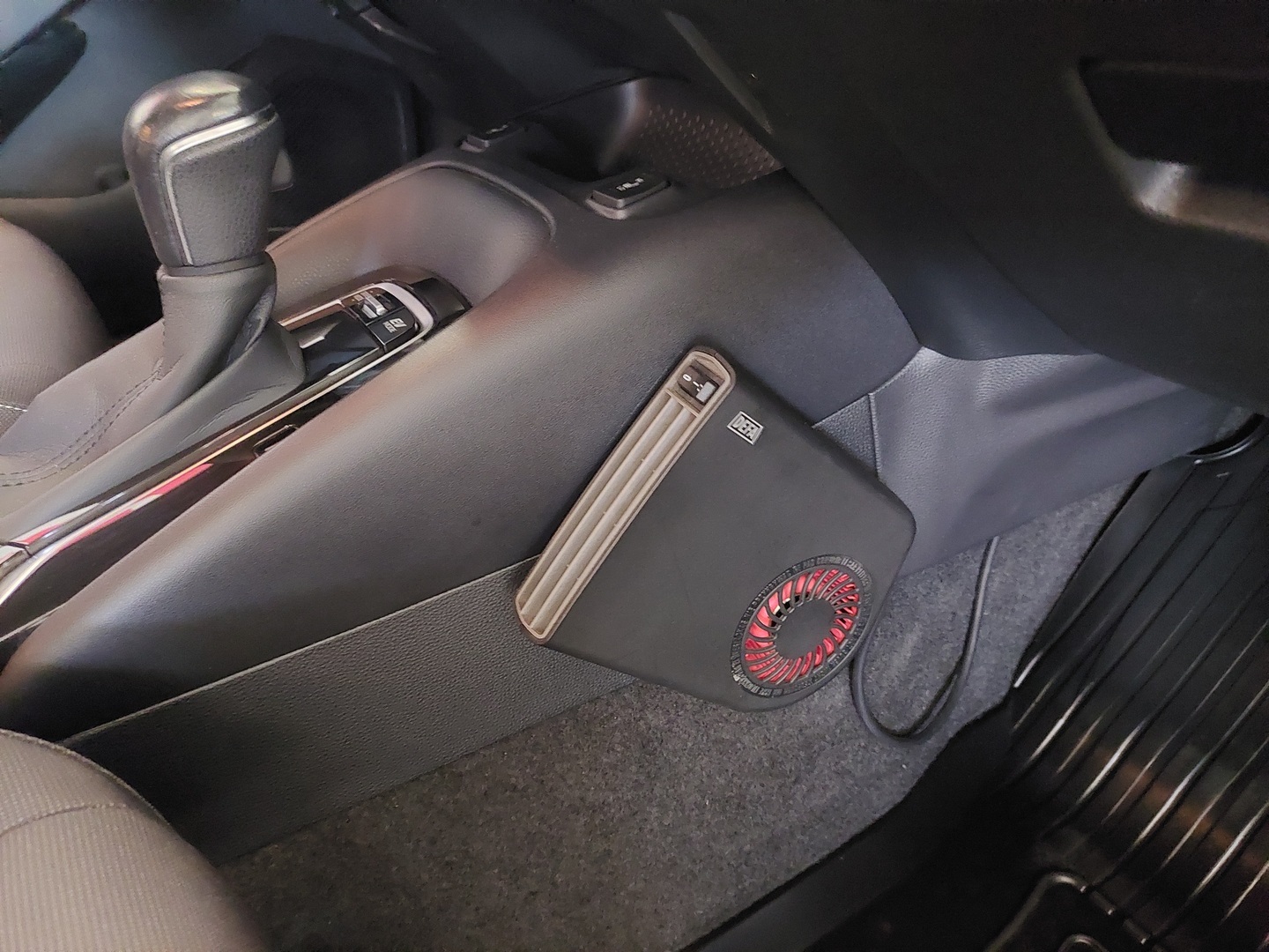 TOYOTA Corolla 13