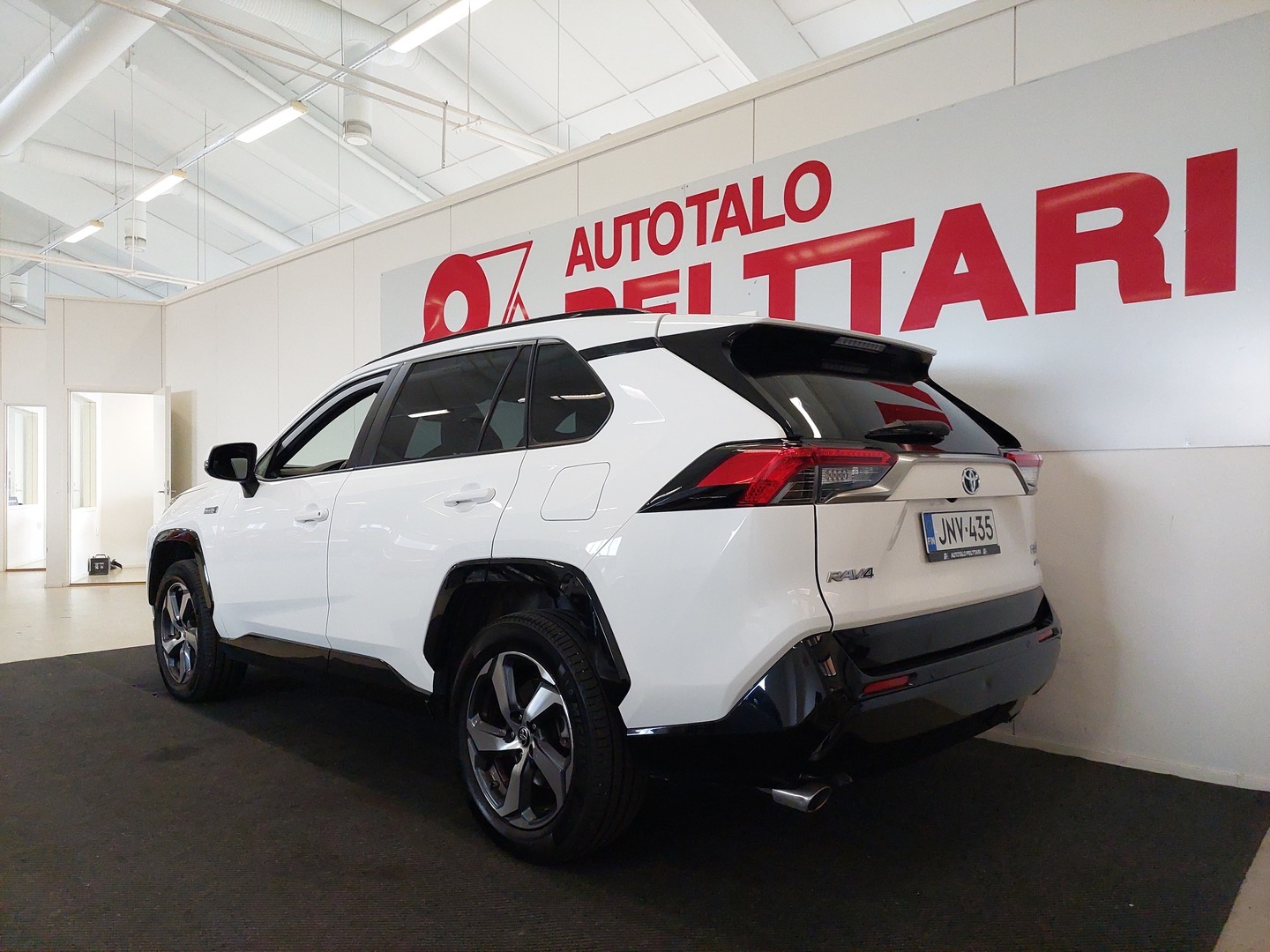 TOYOTA RAV4 Plug-in 4