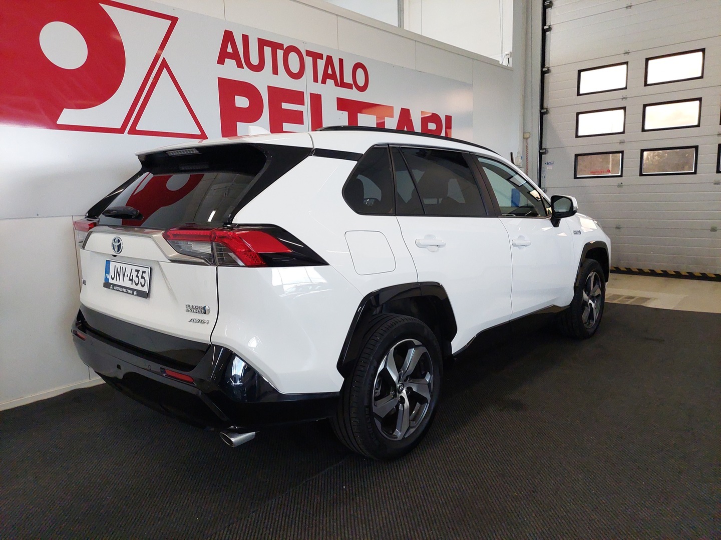 TOYOTA RAV4 Plug-in 6