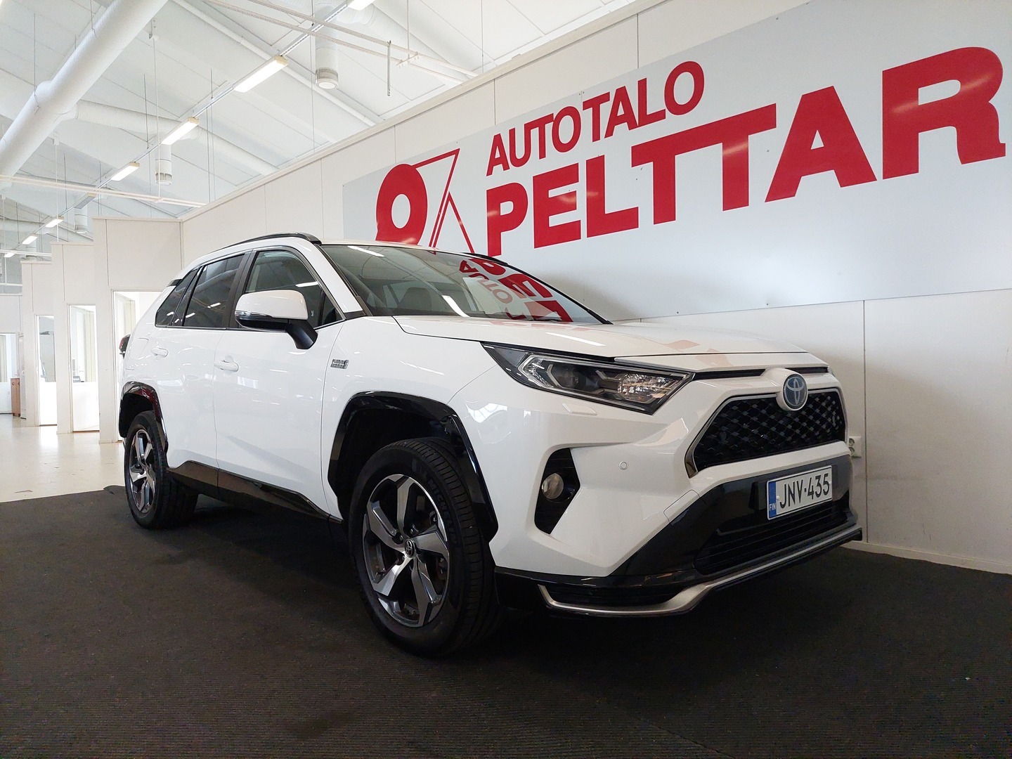 TOYOTA RAV4 Plug-in 7