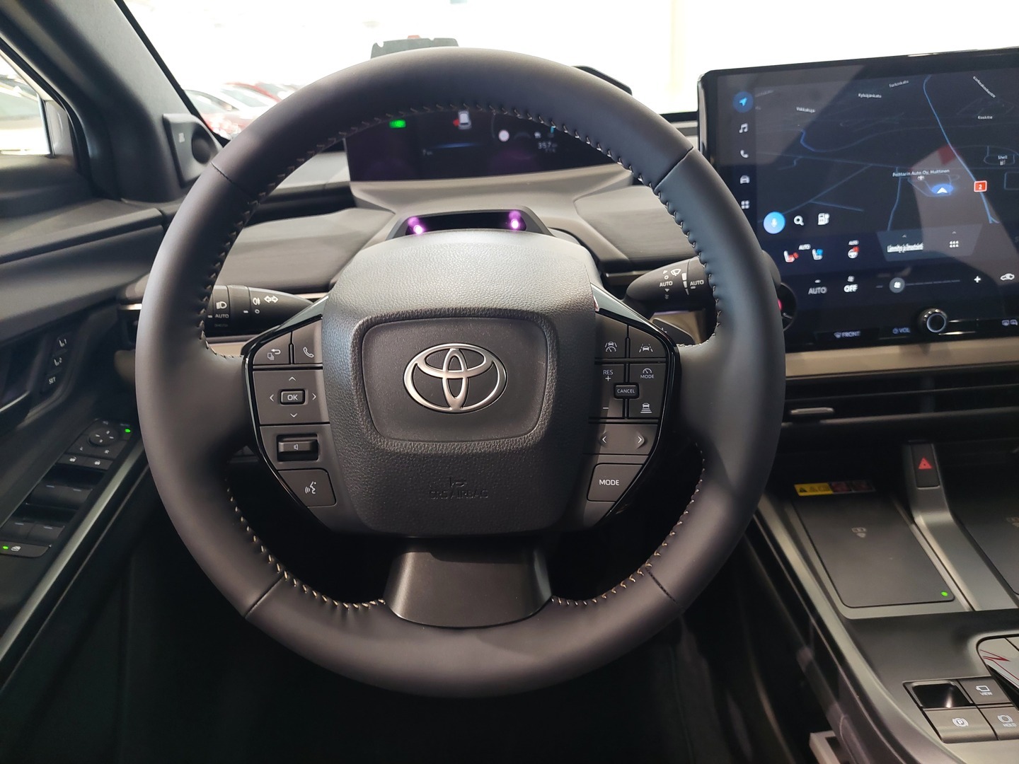 TOYOTA BZ4X TOURING 13