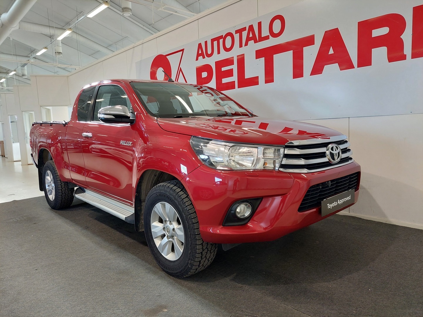 TOYOTA HILUX 7