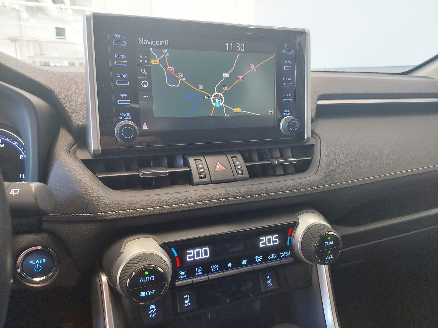 TOYOTA RAV4 15
