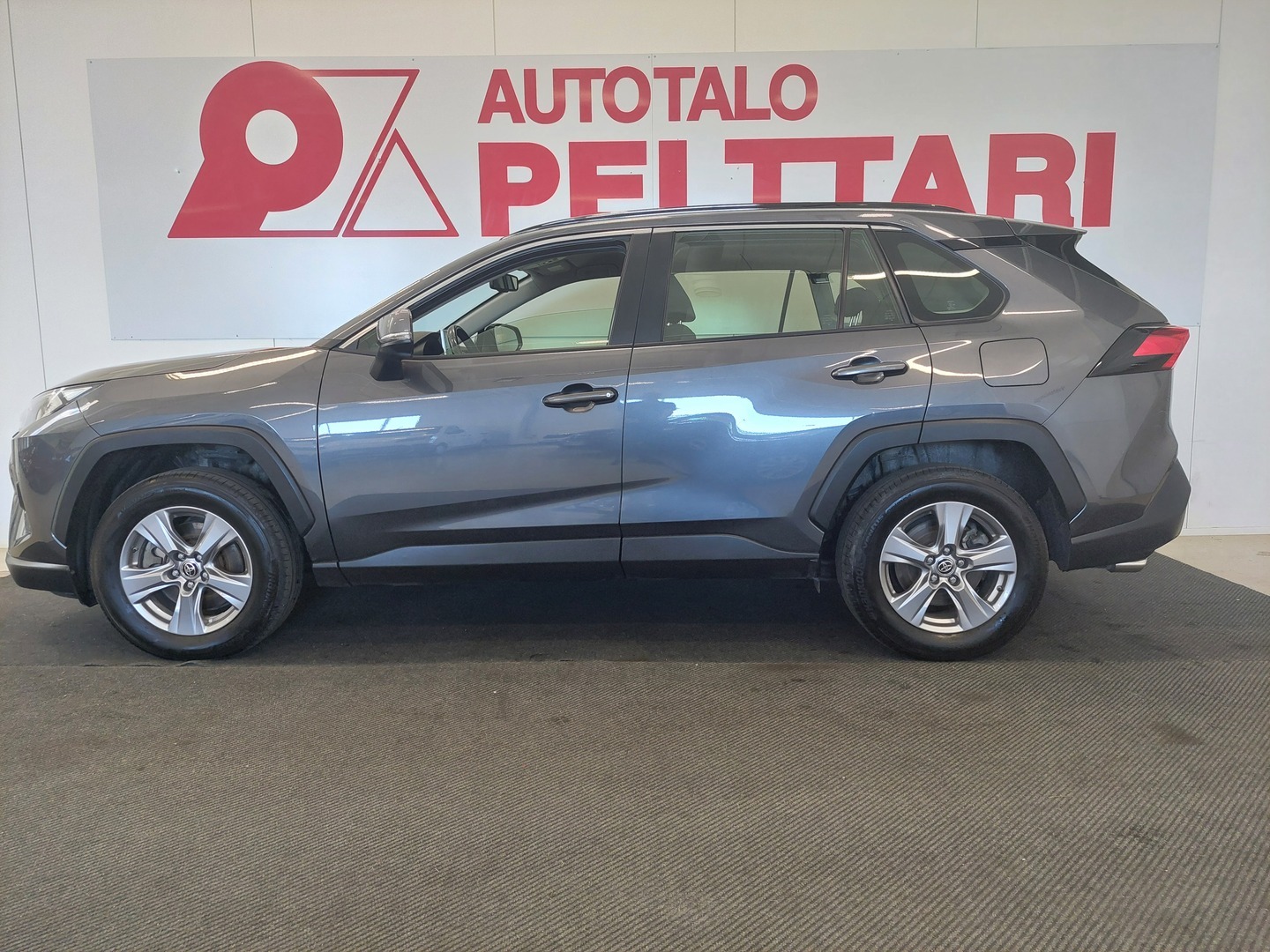 TOYOTA RAV4 2