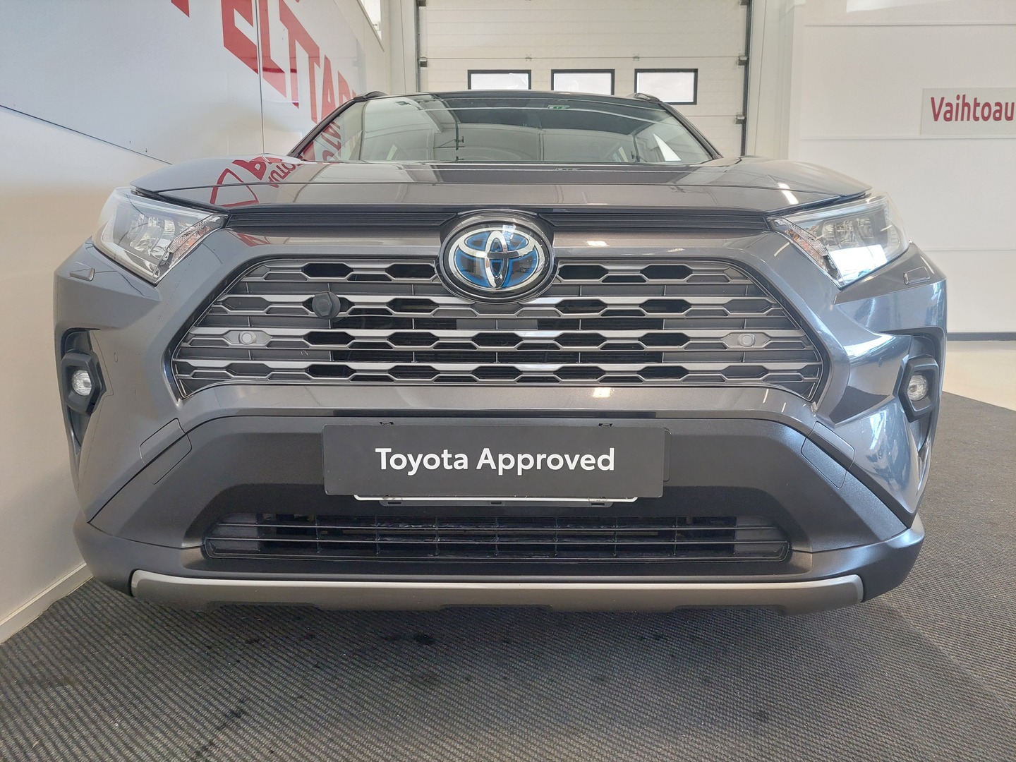 TOYOTA RAV4 8