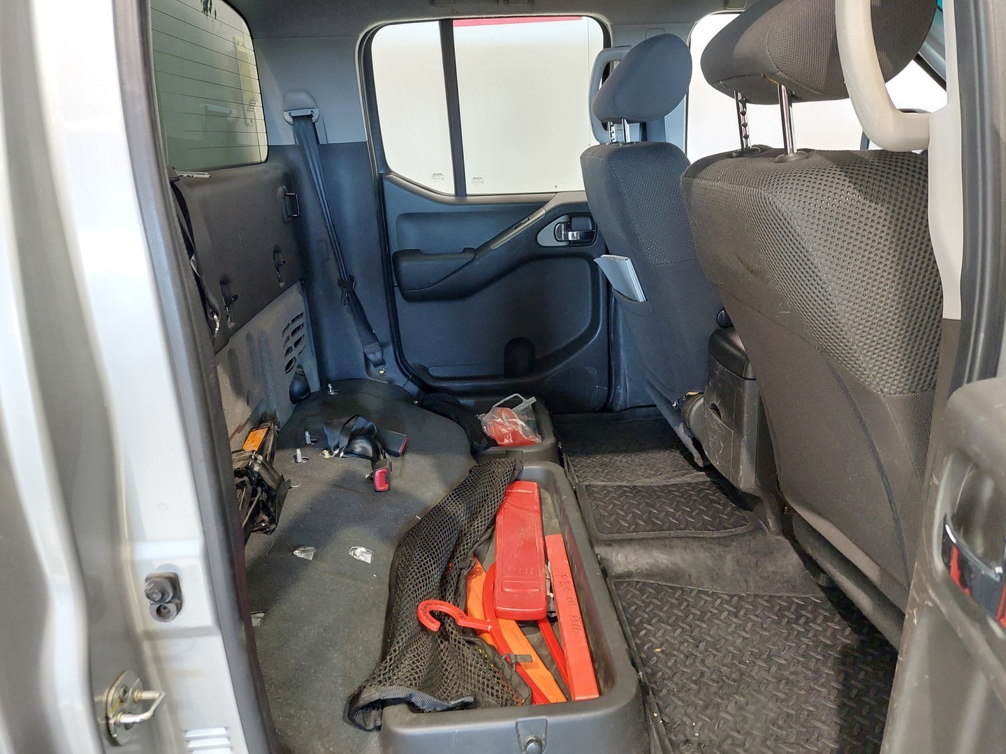 NISSAN Navara 9