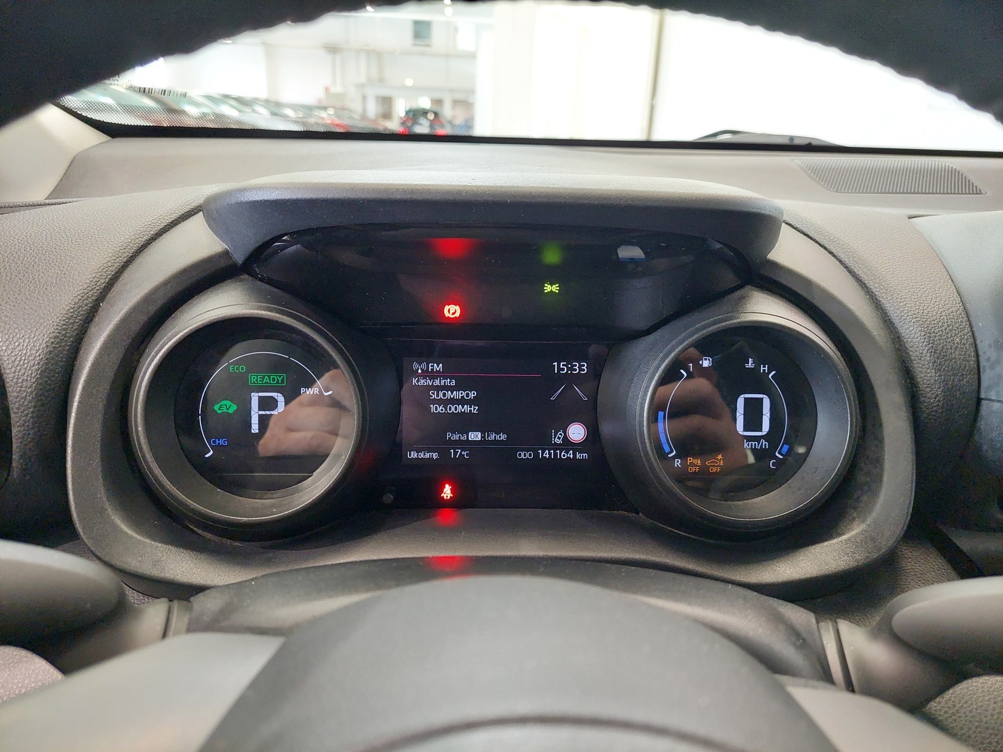 TOYOTA Yaris Cross 17