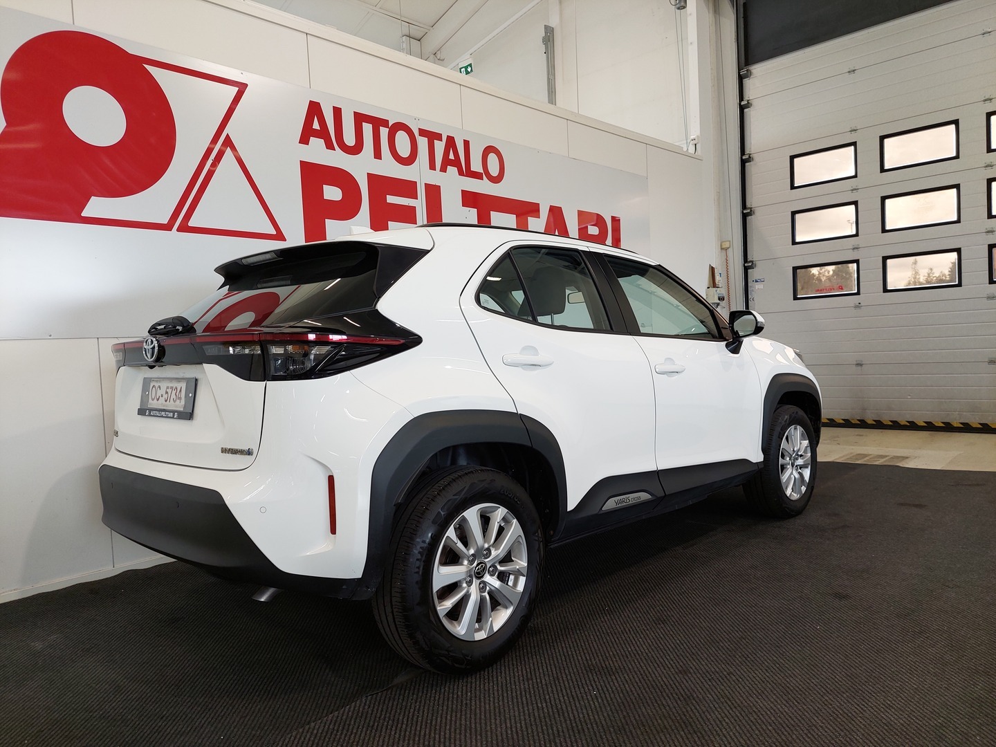 TOYOTA Yaris Cross 7
