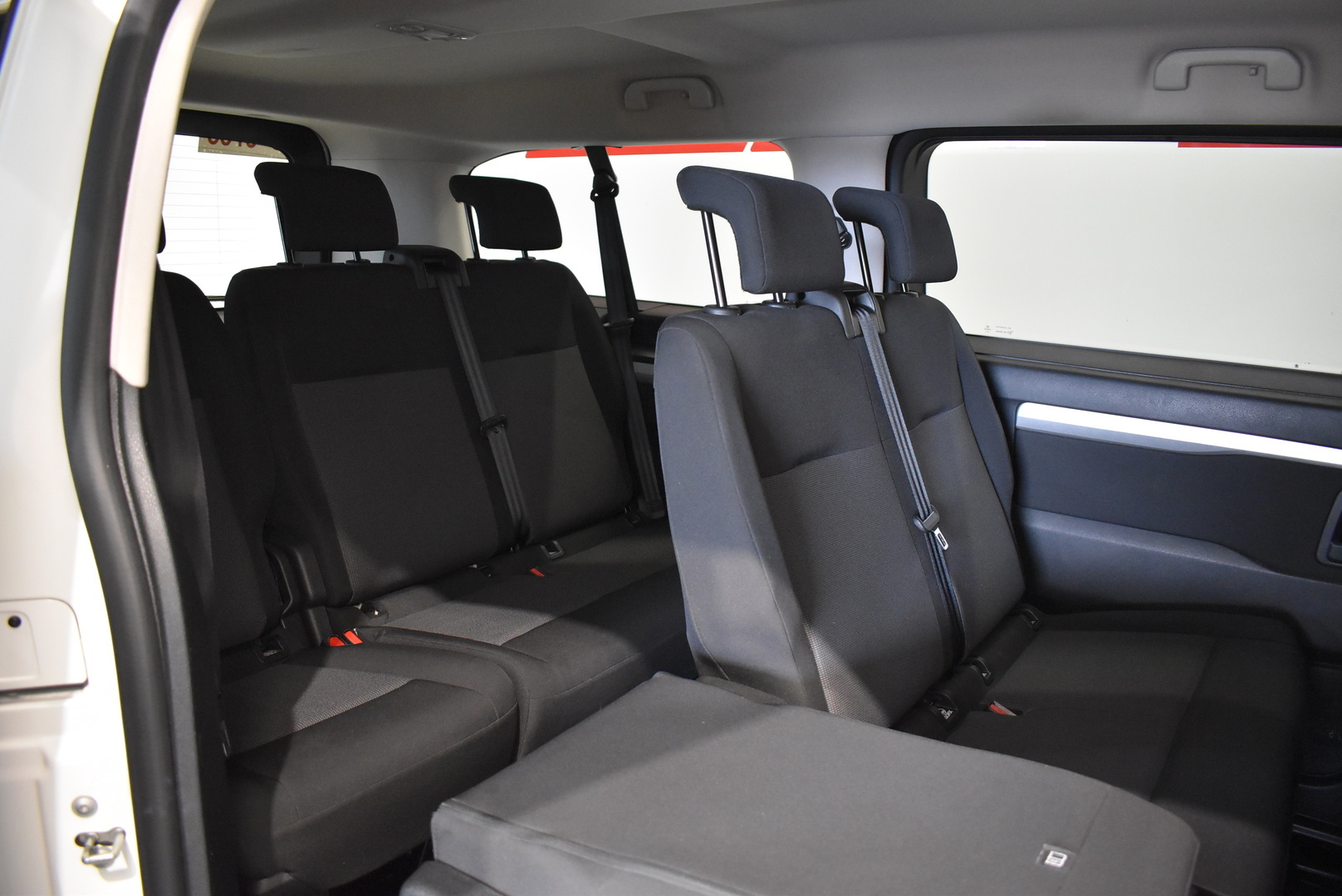 TOYOTA Proace Verso 11