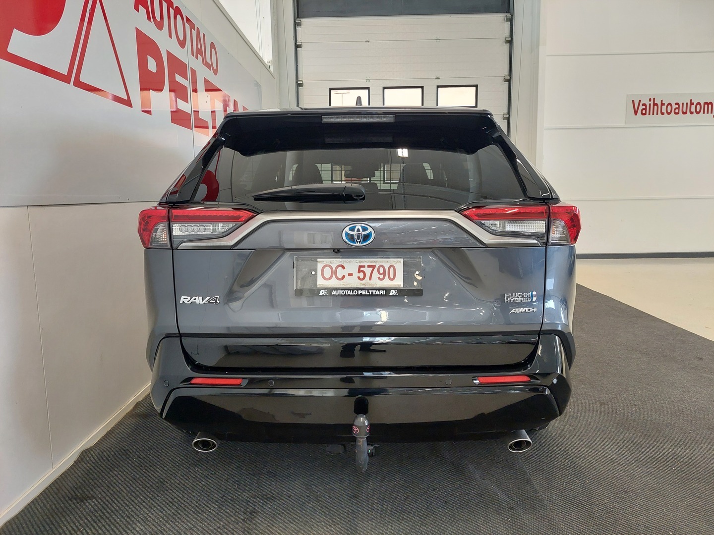 TOYOTA RAV4 Plug-in 13