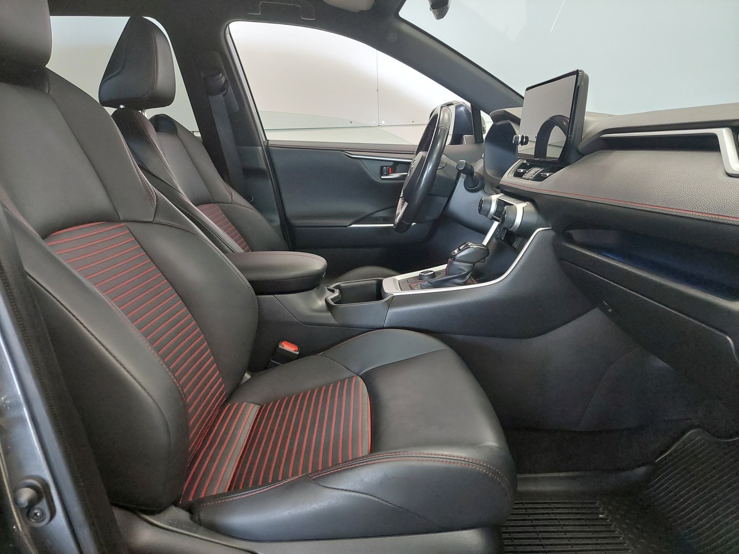 TOYOTA RAV4 Plug-in 3