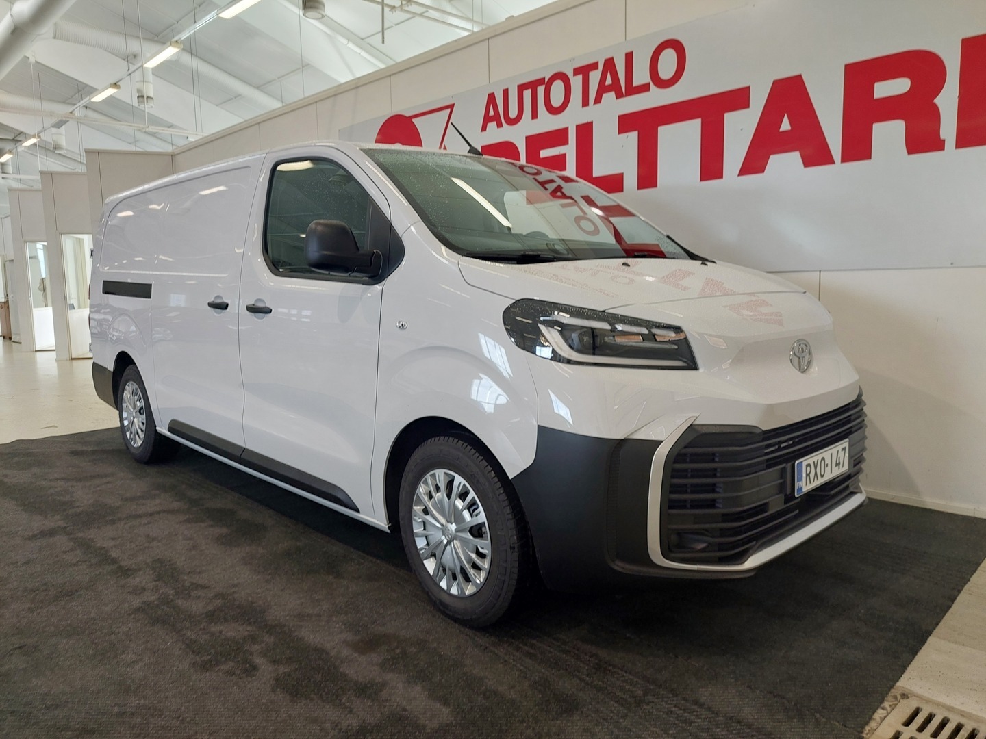 TOYOTA PROACE 9