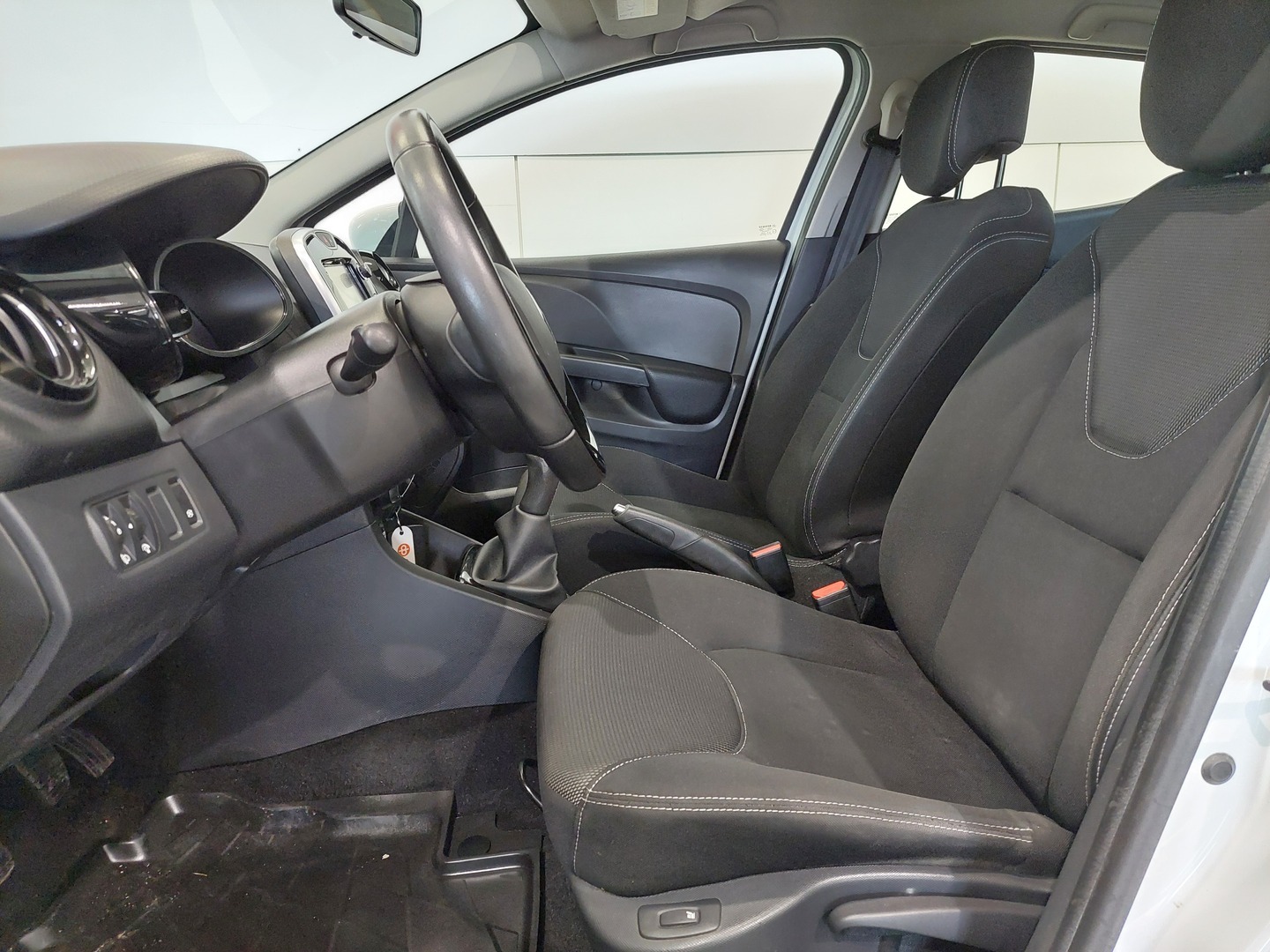 RENAULT Clio 16
