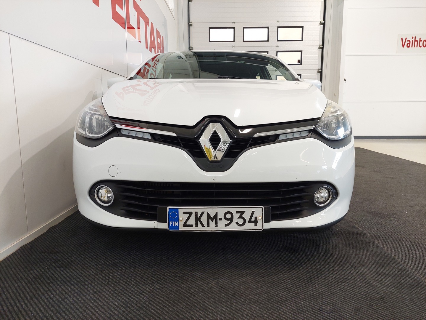 RENAULT Clio 24