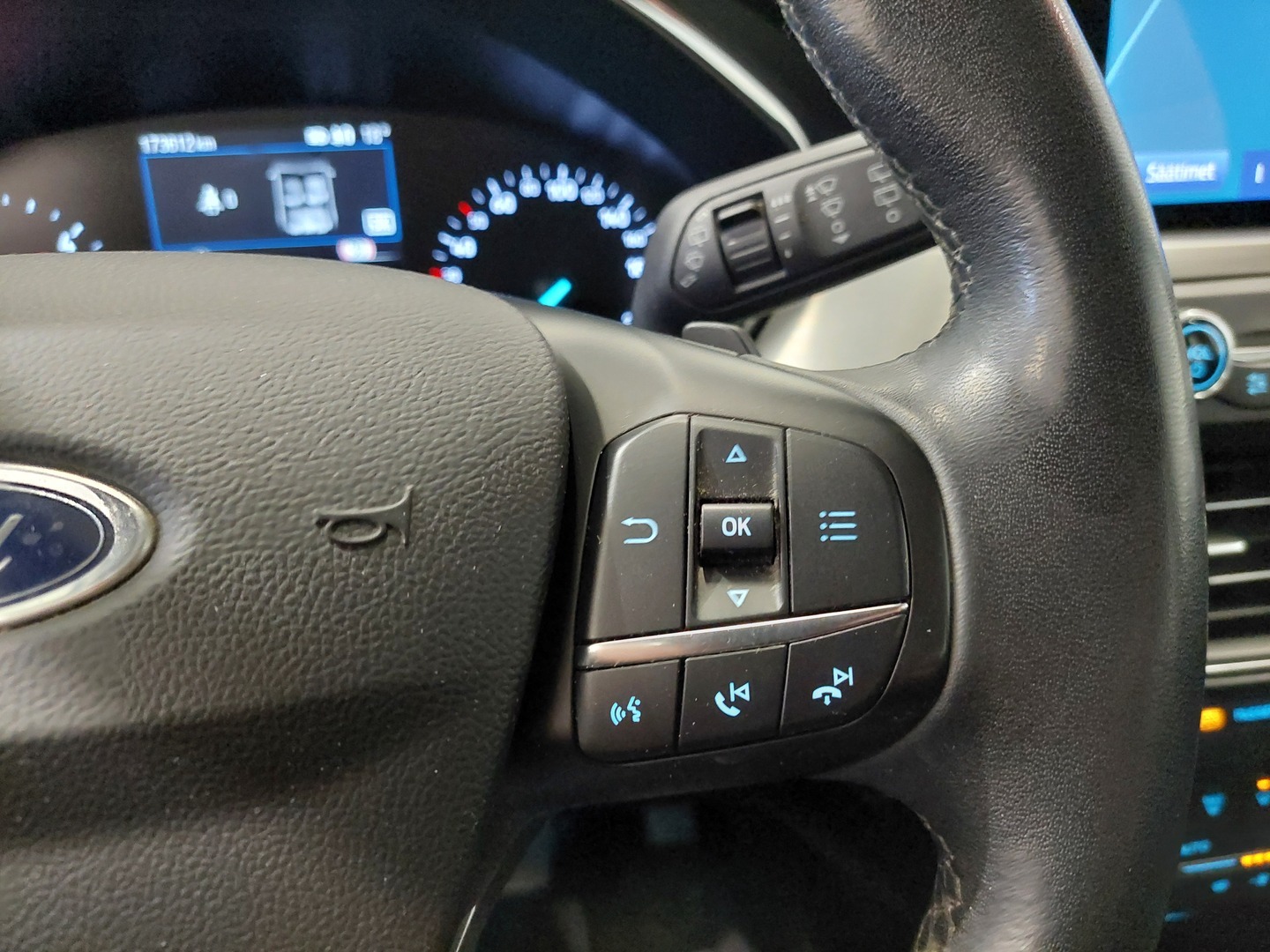 FORD Focus 13