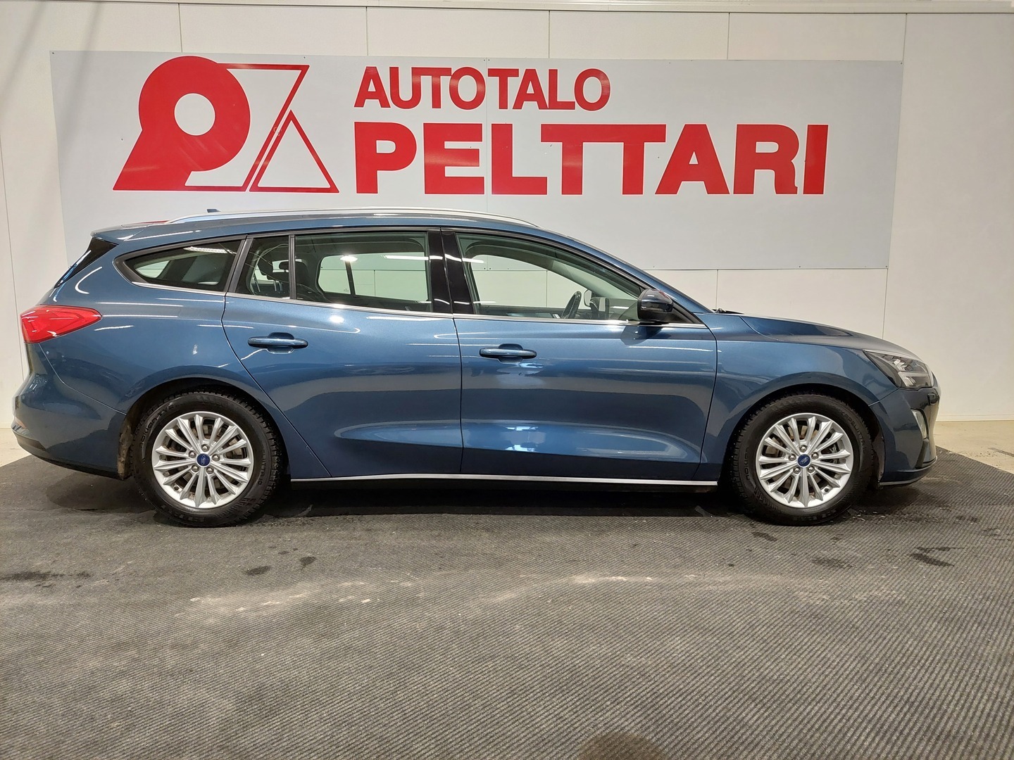 FORD Focus 19