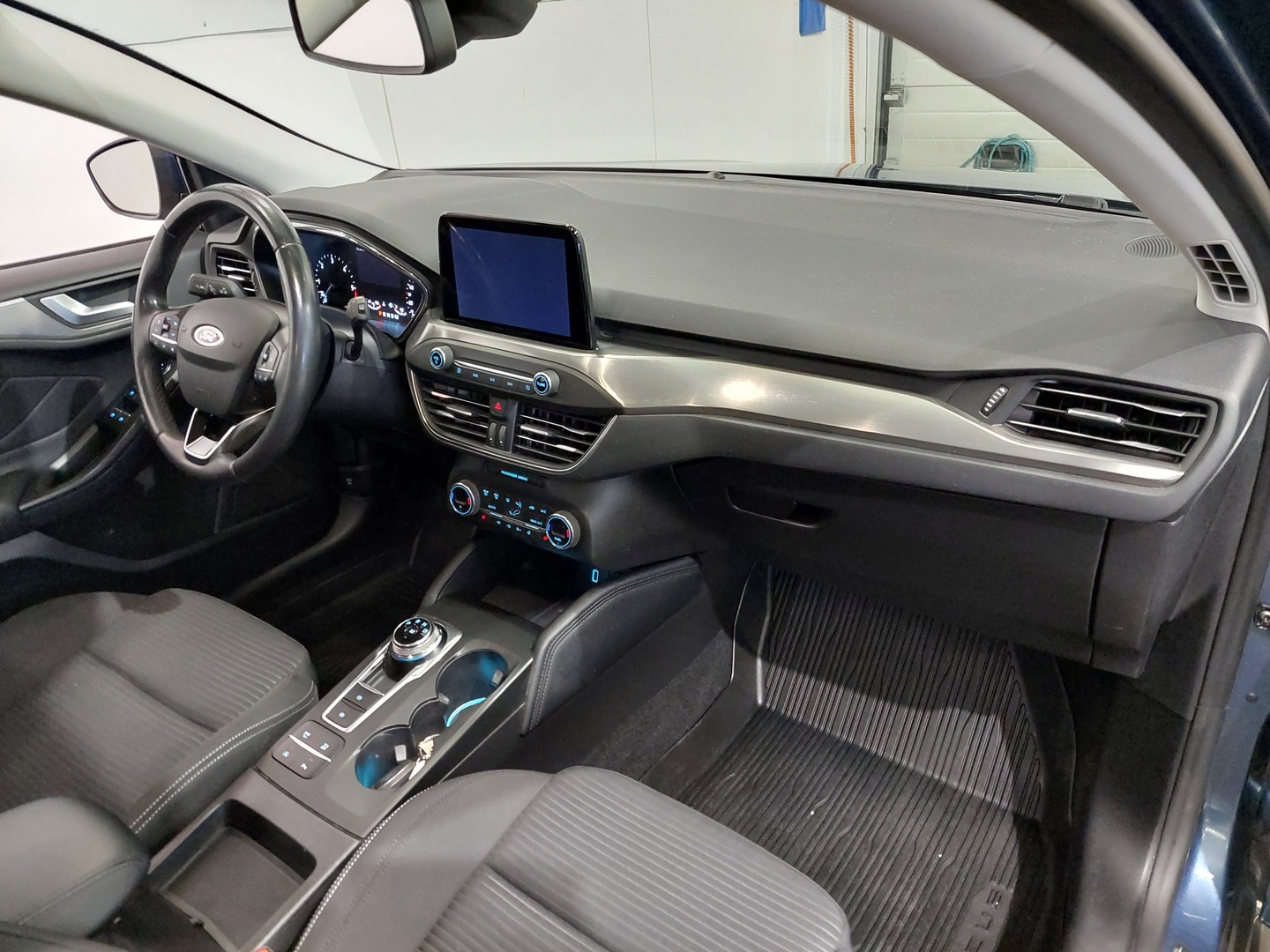 FORD Focus 23