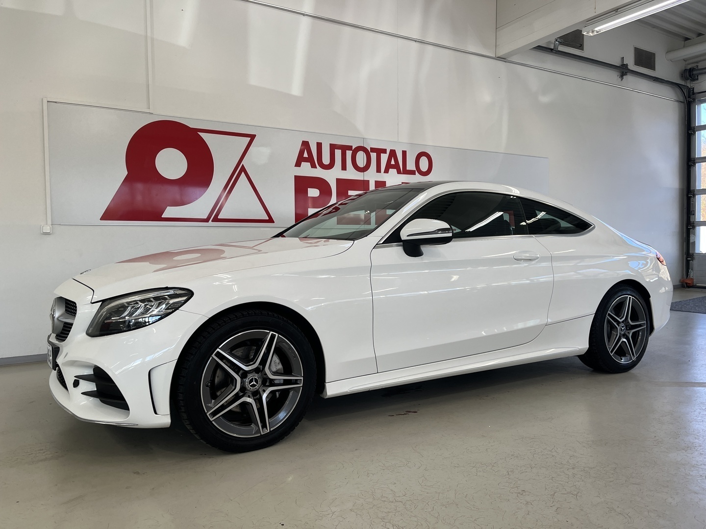 MERCEDES-BENZ C 2