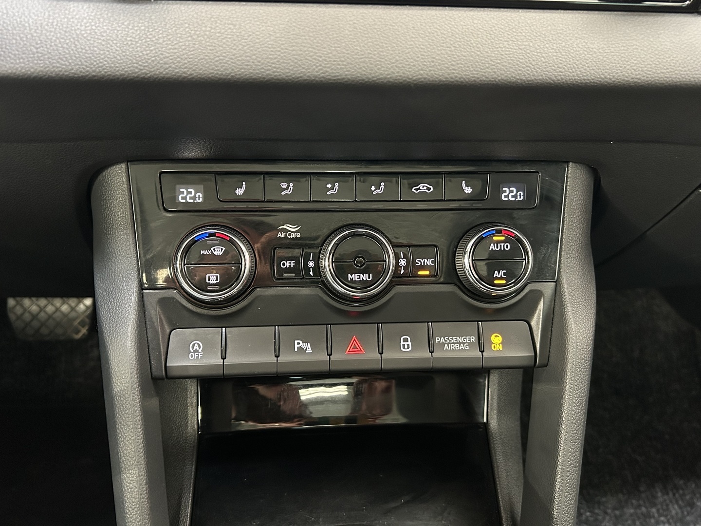 SKODA Karoq 22