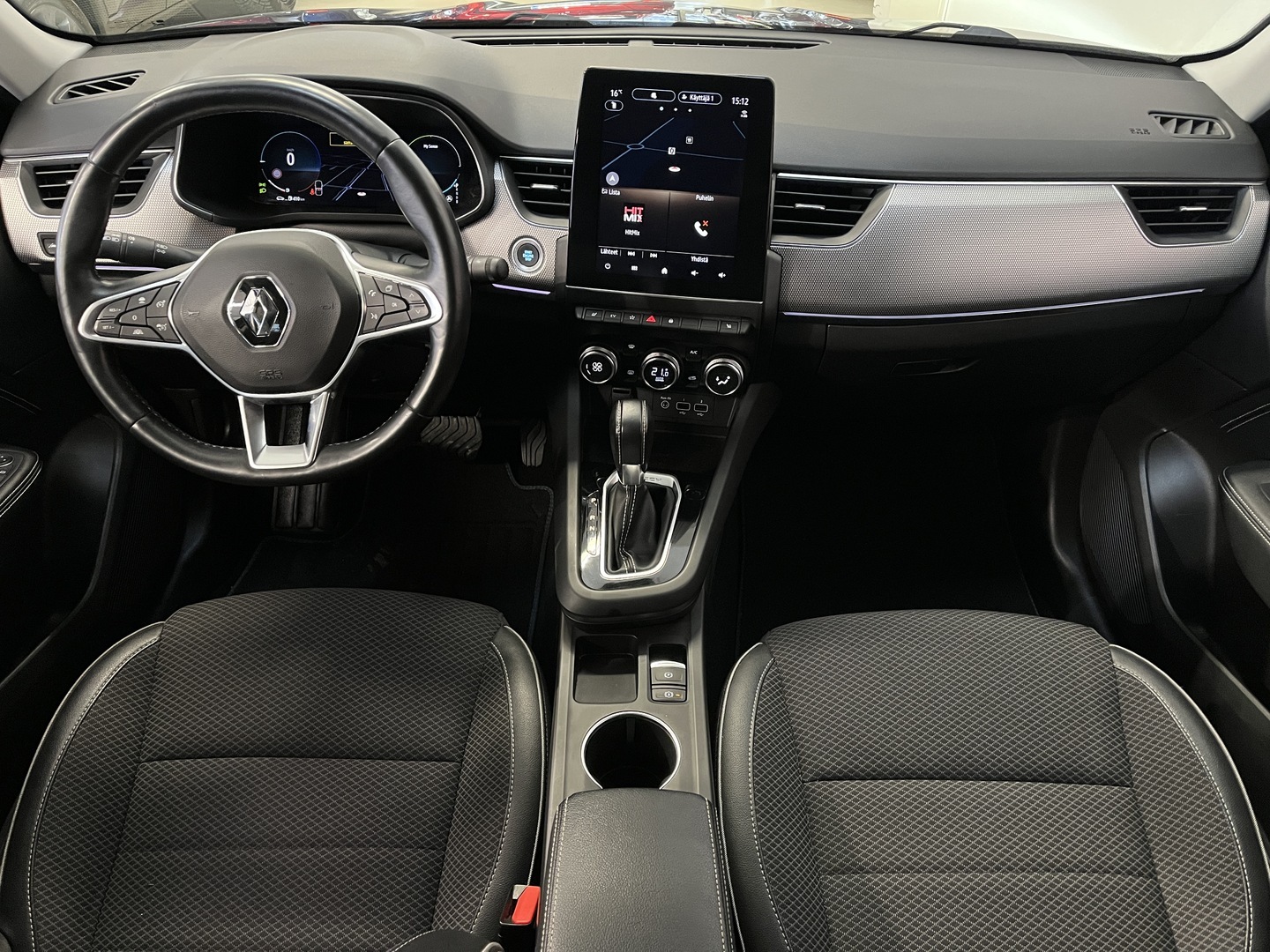 RENAULT Arkana 8