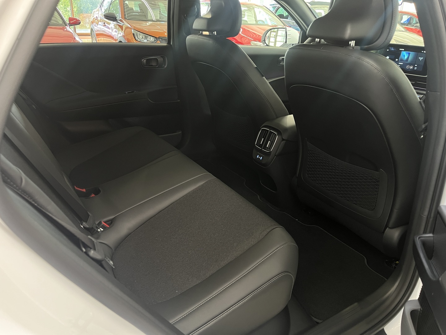 HYUNDAI IONIQ 6 10