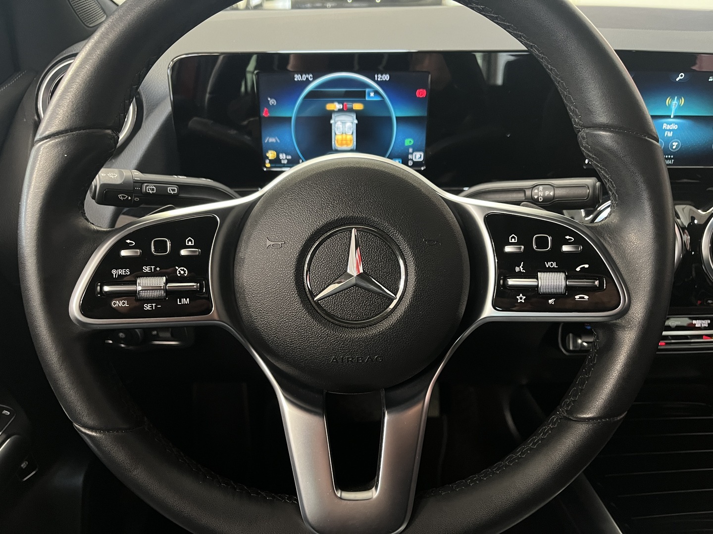 MERCEDES-BENZ B 10