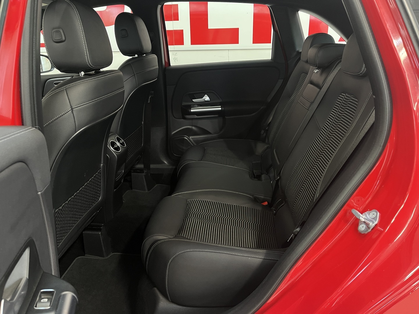 MERCEDES-BENZ B 16