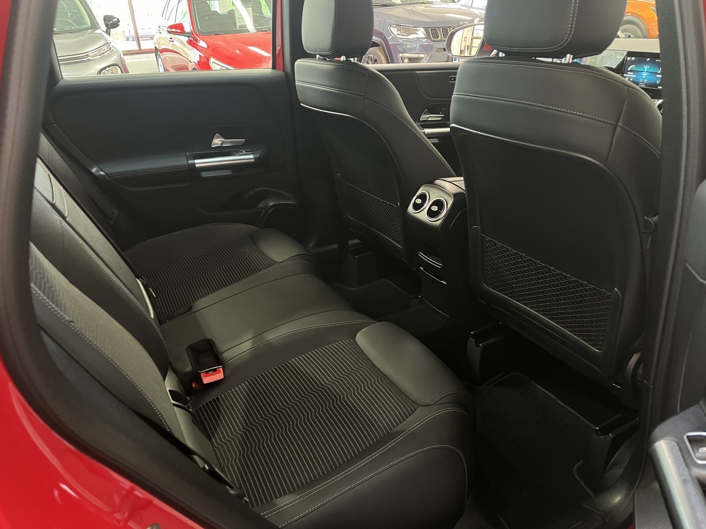 MERCEDES-BENZ B 17
