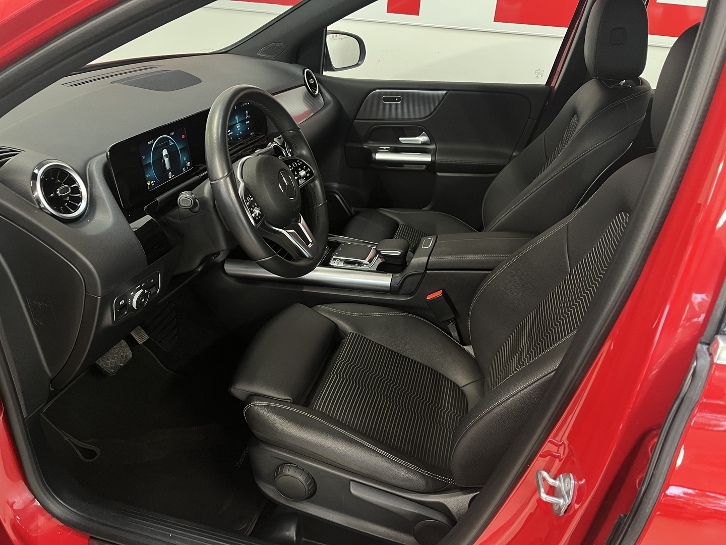 MERCEDES-BENZ B 7